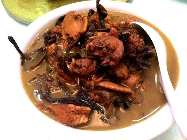 东北融合传统与现代的特色美食新风尚，一道独特的美食风景探索