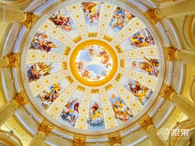 澳门三肖三码三期凤凰网诸葛亮,数据获取方案_QUZ50.637旅行助手版