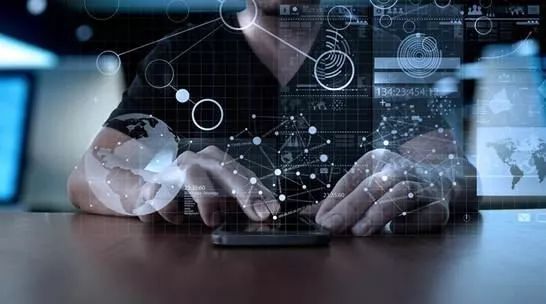 刘亚舟是什么人物啊简介,深入探讨方案策略_BHY49.760时尚版