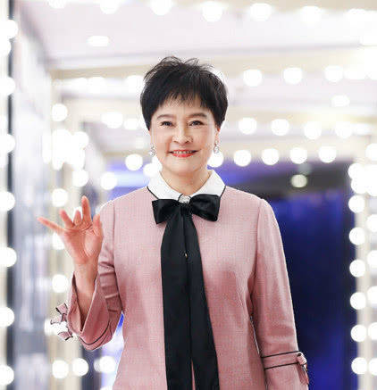 20024年11月份27号香港十二生肖开将是什么,全面设计实施_EDB49.159贴心版