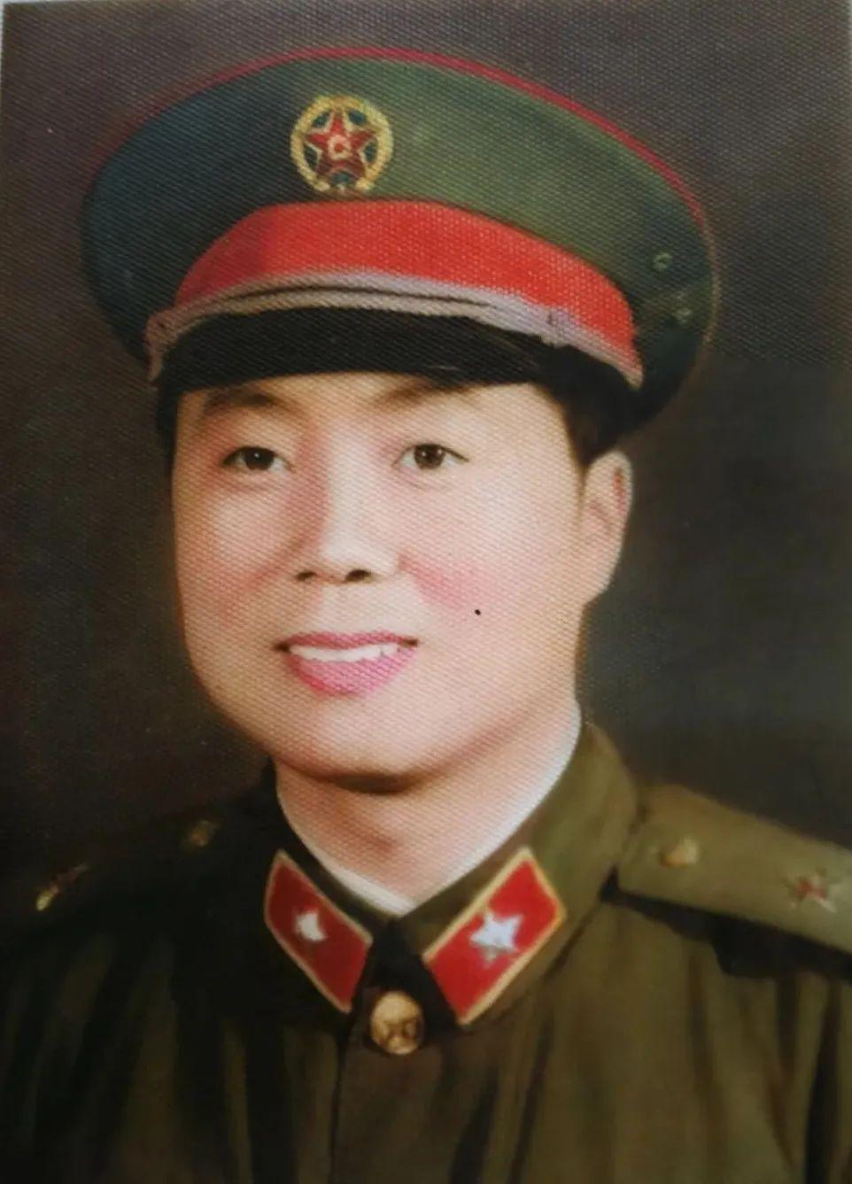 最新高级士官自主择业,选择、转变与未来展望