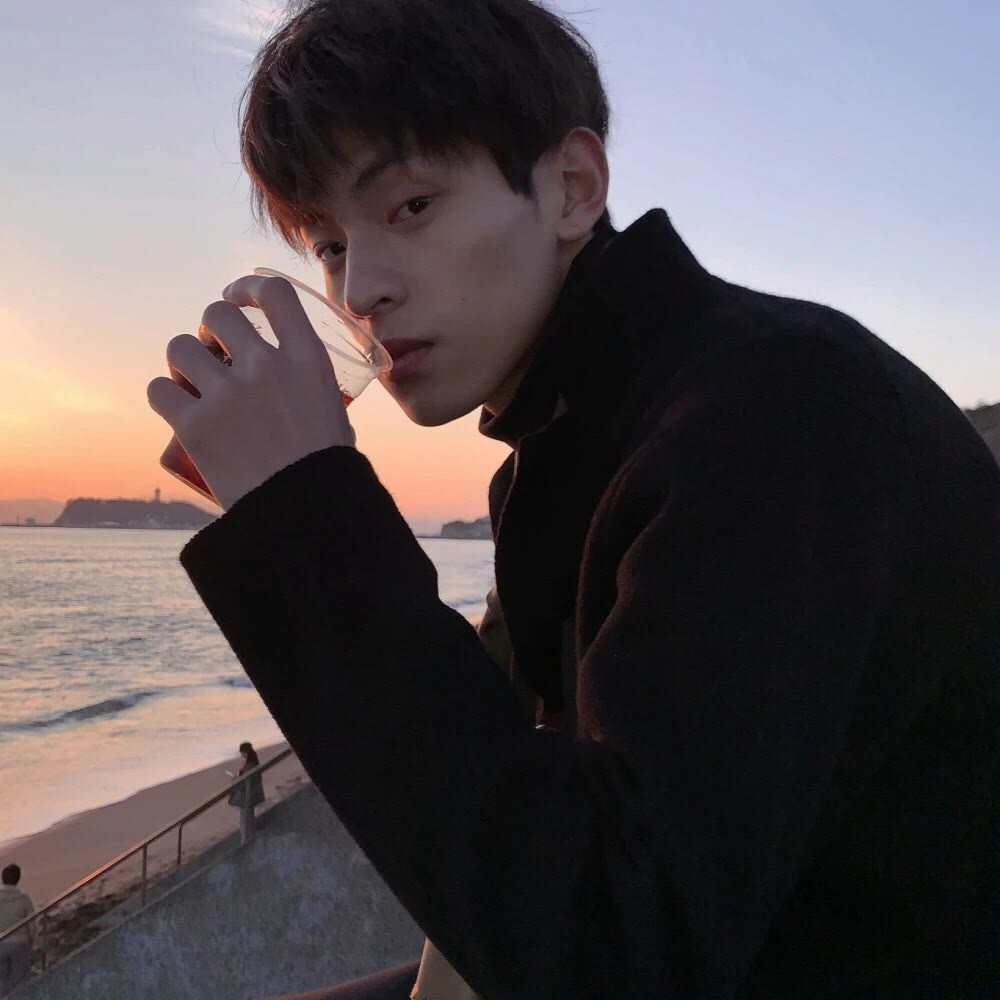 好看男生头像最新版,友情与温馨日常的完美融合