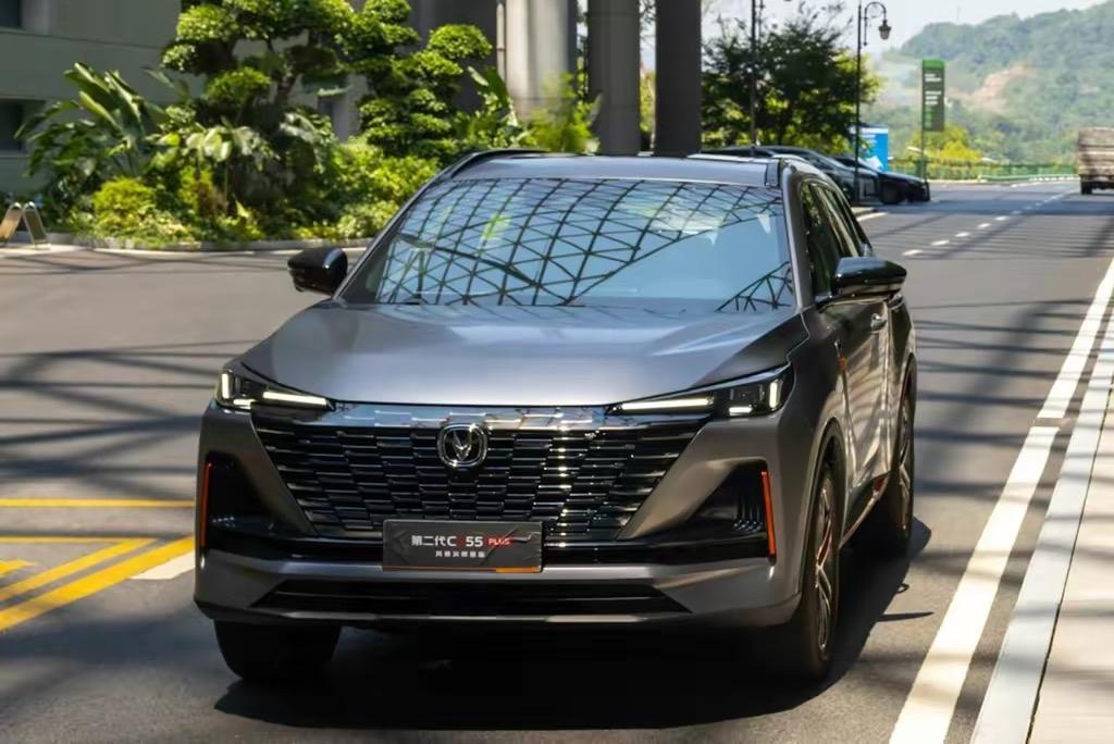 揭秘长安新旗舰SUV CS55的卓越实力与独特魅力,最新报道汇总