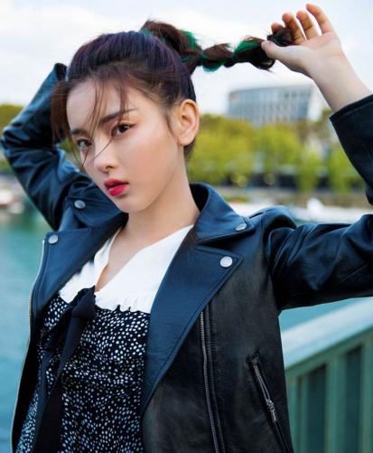 连欣无圣光最新图片,革新之作重塑未来生活体验