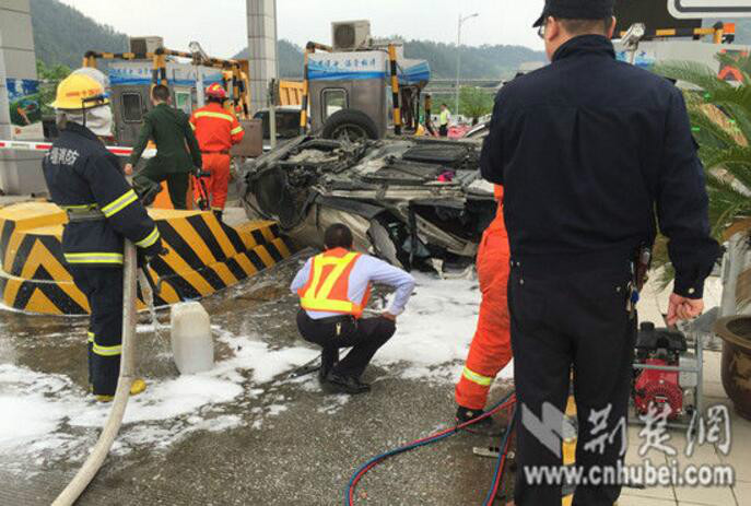 徐闻新闻焦点,最新车祸预防科技产品登场,革新生活体验,瞩目焦点昨日车祸报道