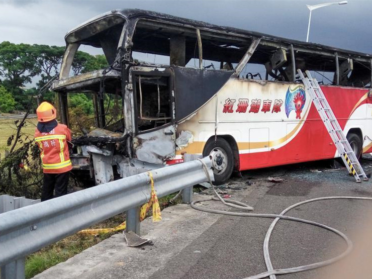 内丘新闻最新车祸信息,小巷特色小店的独特魅力揭秘