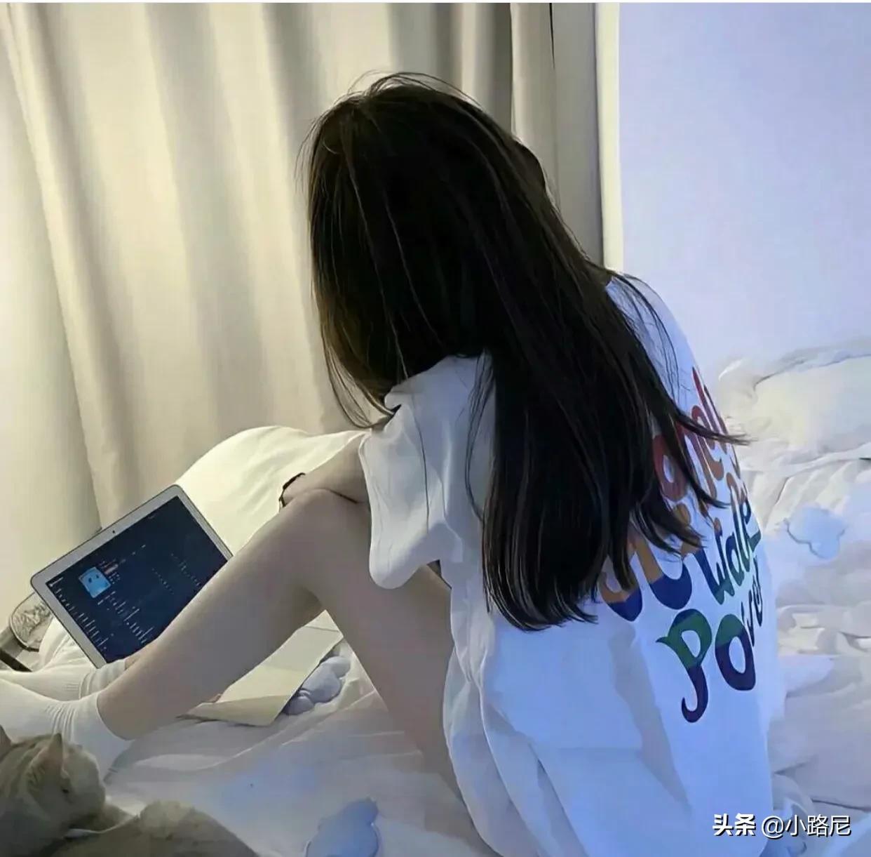 最新韩版女生头像，侧脸与背影之美，与自然风景的浪漫邂逅
