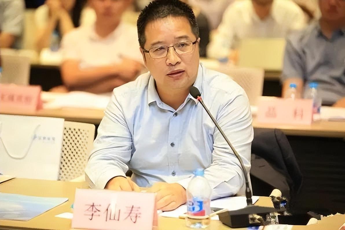 昱辉阳光能源,科技之光引领绿色能源新纪元