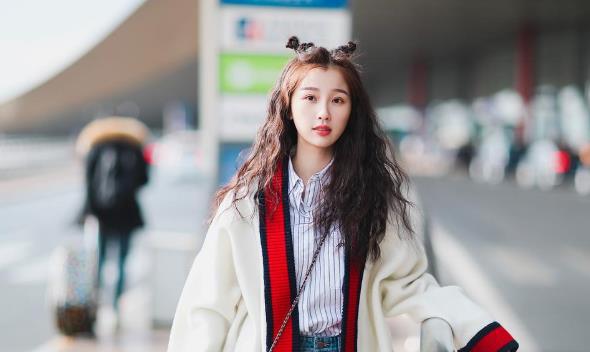 赵志伟虞书欣最新照片,公众关注与隐私边界的思考