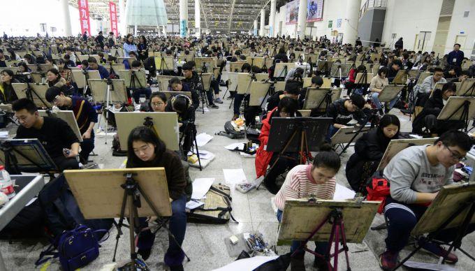 高考美术最新动态,梦想画笔共舞,自信塑造未来