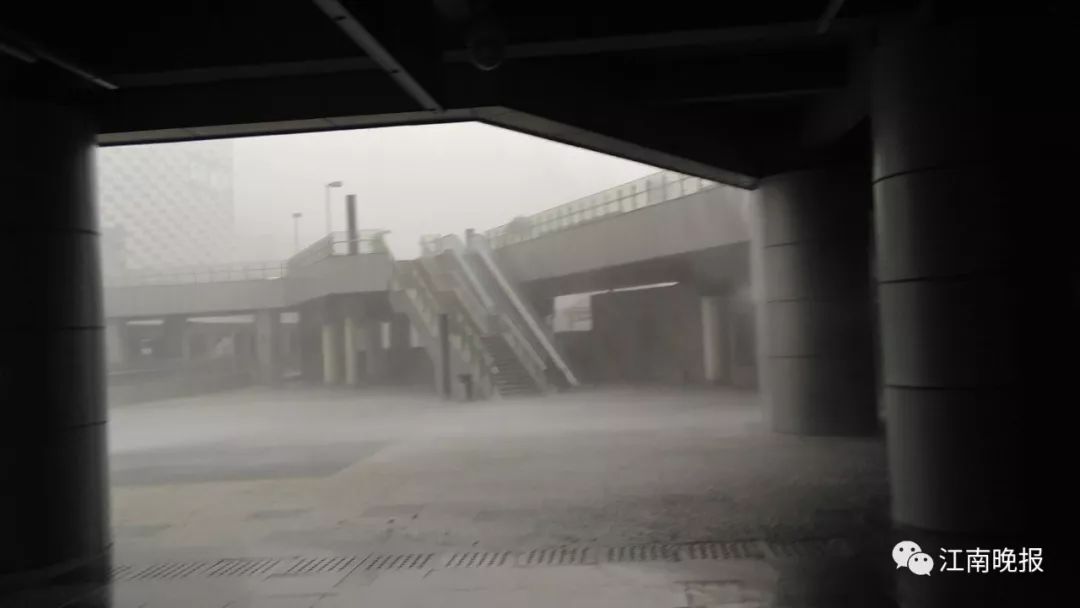 无锡市暴雨预警，背后的故事与影响揭秘