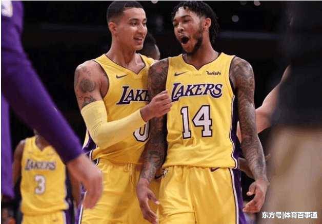 湖人与快船最新比赛,湖人与快船最新比赛,一场自然美景中的篮球盛宴