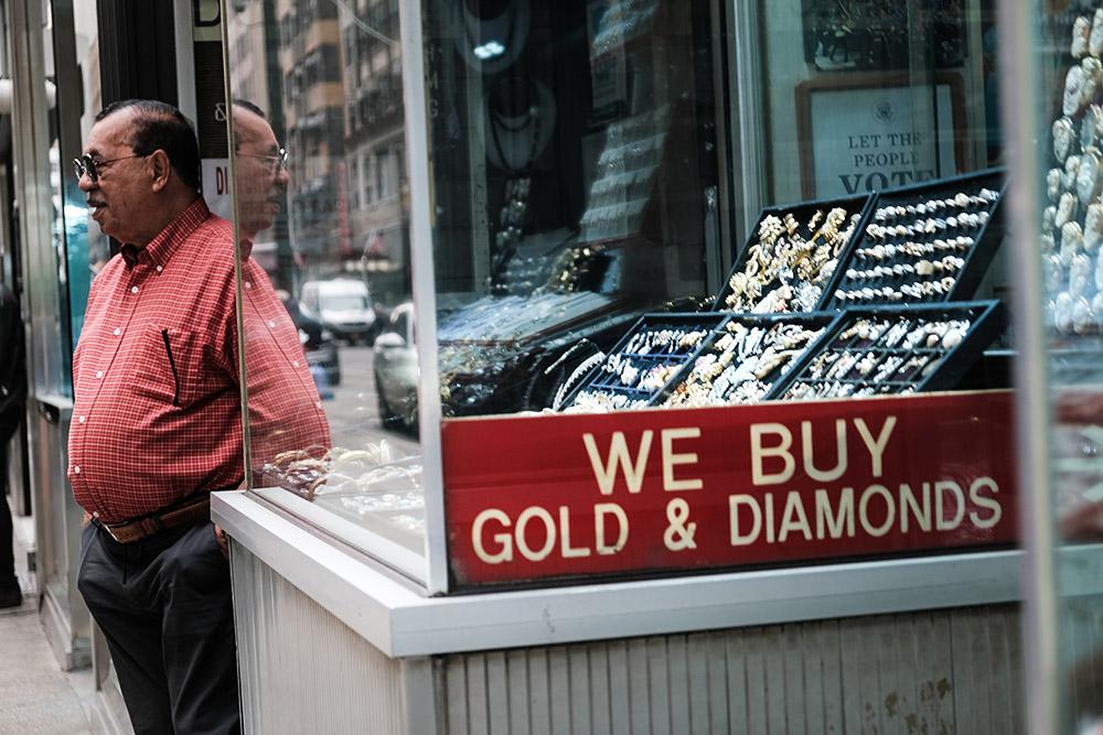 科技与黄金交融,最新国际现货金价动态重塑未来投资体验