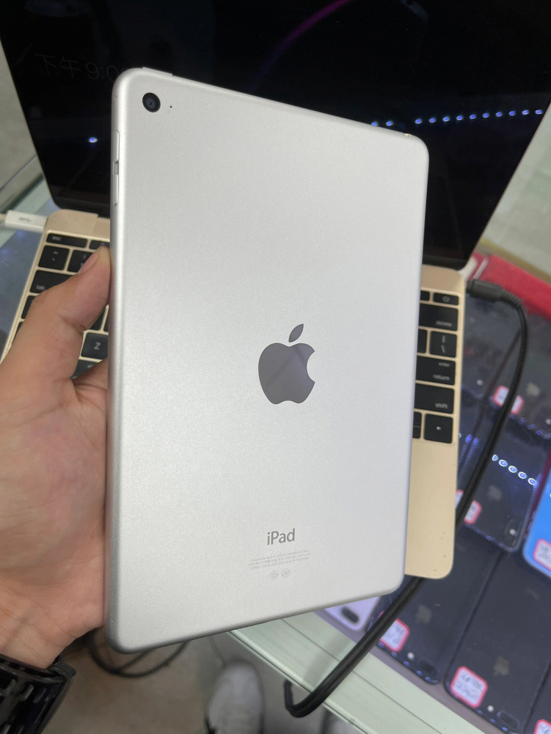 苹果最新款iPad重磅来袭，重新定义平板电脑的魅力与体验！