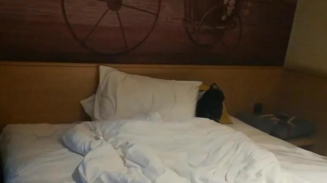 宾馆偷拍最新事件,自信与成就感的励志之旅揭秘